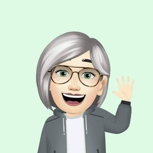 Meet your Posher, Carrie-anne